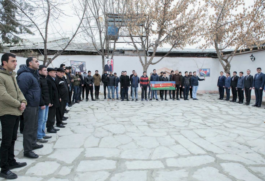 Çağırışçı gənclər hərbi xidmətə yola salınıb