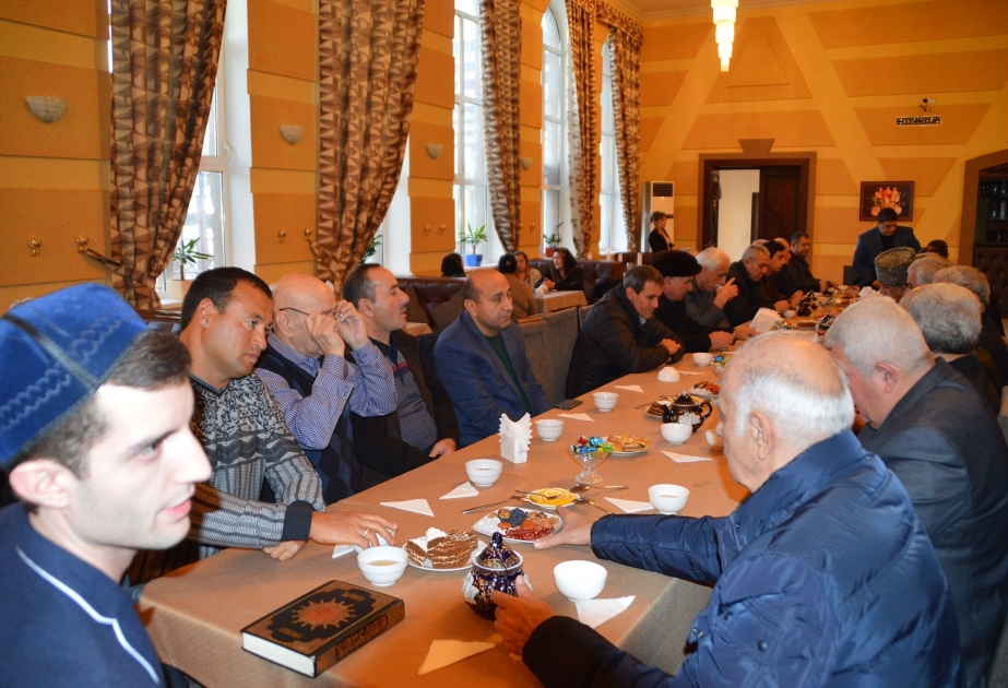 Azərbaycanın Daşkənddəki diasporunun üzvləri 20 Yanvar şəhidlərinin xatirəsini yad ediblər