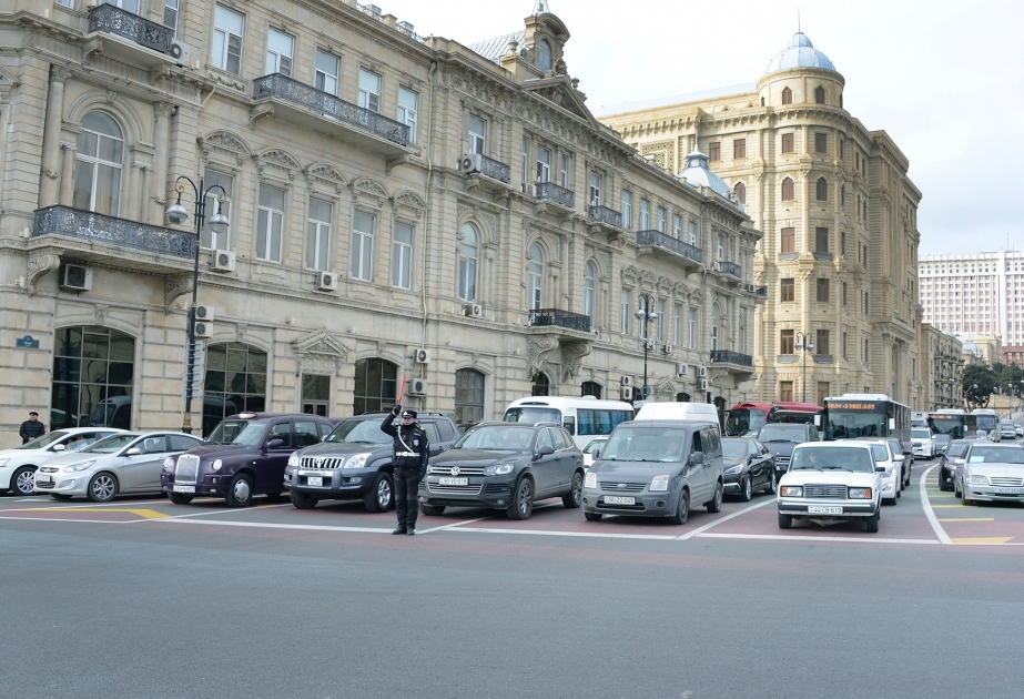 Azerbaijan observes moment of silence for Black January victims VIDEO