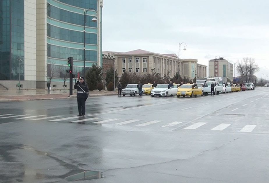Naxçıvanda şəhidlərin xatirəsi bir dəqiqəlik sükutla yad olunub
