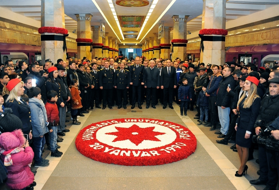 Şəhidlərin xatirəsi metronun “20 Yanvar” stansiyasında və 20 Yanvar meydanında anılıb