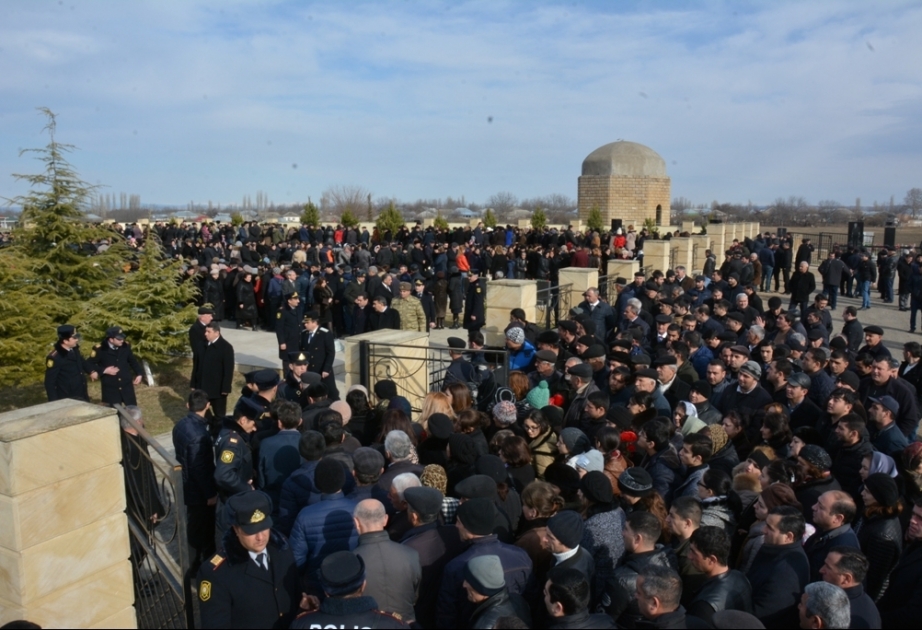 Qərb bölgəsində 20 Yanvar şəhidlərinin xatirəsi böyük ehtiramla yad edilib