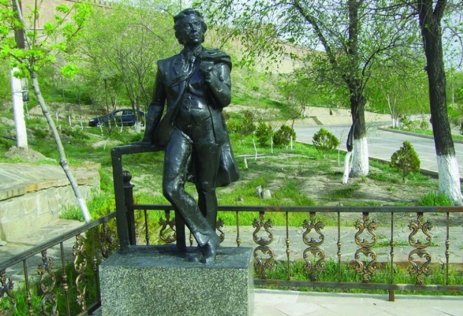 Kiçik əsərlərin böyük ustadı