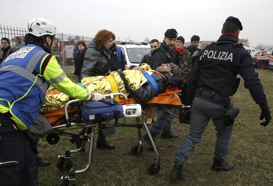 2 dead, 10 injured after train derails near Italy's Milan