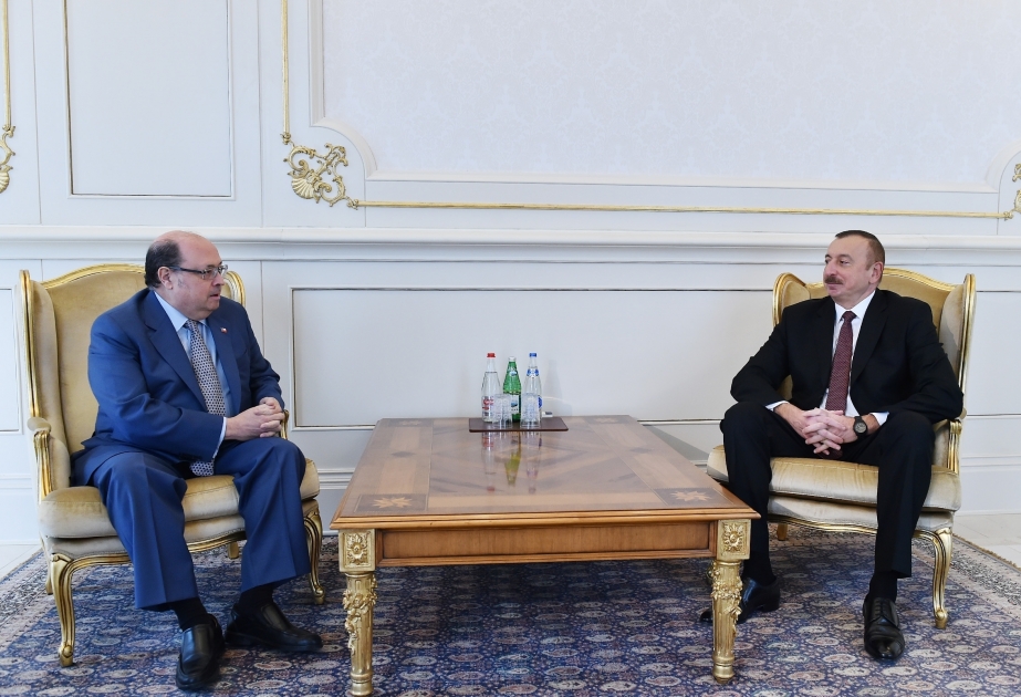 Prezident İlham Əliyev Çilinin Azərbaycanda yeni təyin olunmuş səfirinin etimadnaməsini qəbul edib YENİLƏNİB VİDEO