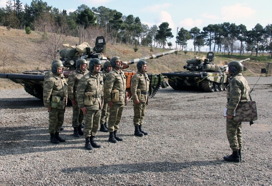 Qoşunlarda yeni tədris dövrü başlayıb