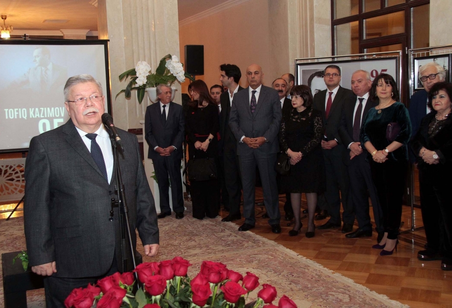 Tofiq Kazımov Azərbaycanda lirik-psixoloji teatr məktəbinin yaradıcılarından biridir