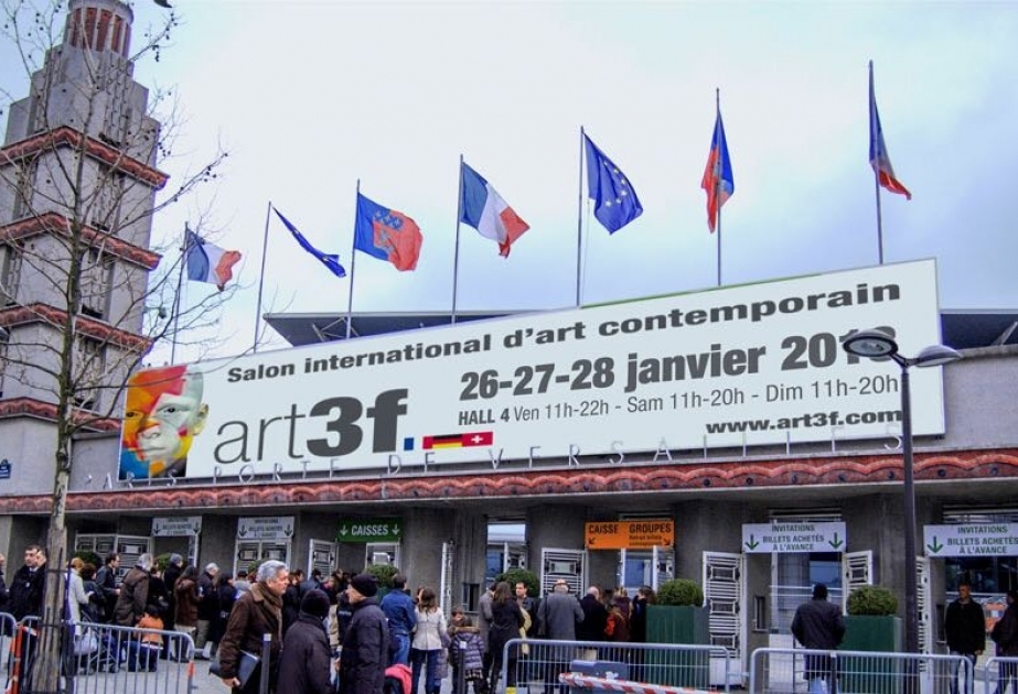 Azərbaycanlı rəssamın əsərləri art3f Paris sərgisində nümayiş olunub