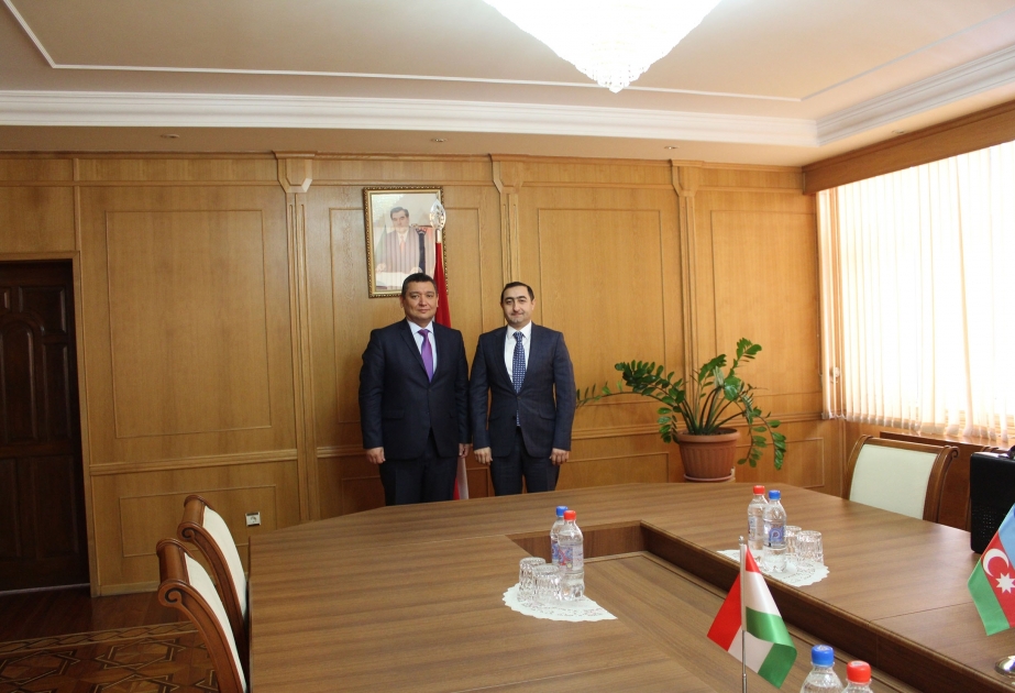 Azerbaijan, Tajikistan discuss how to develop bilateral cooperation