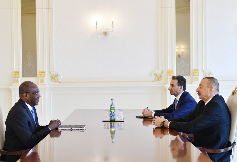 الرئيس إلهام علييف يلتقي المدير التنفيذي لشركة 