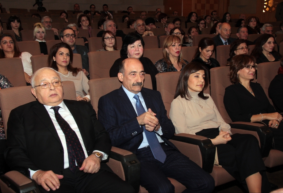 Xalq Yazıçı Anara həsr olunmuş “Ardı yaşanılır” sənədli film təqdim edilib