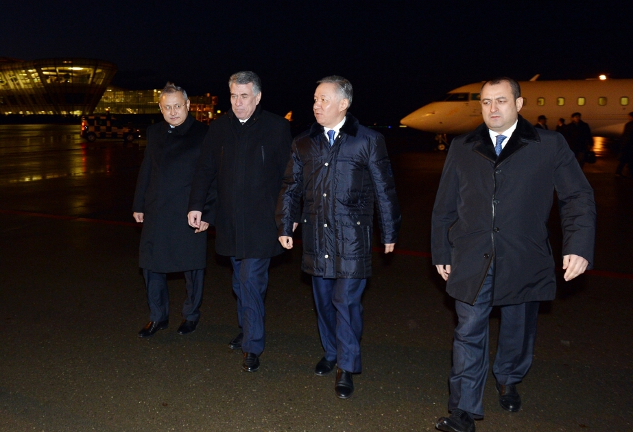 Qazaxıstan Parlamenti Məclisinin sədri Azərbaycana rəsmi səfərə gəlib