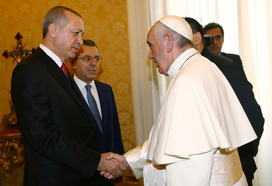 Erdogan, pope talk joint efforts against Islamophobia