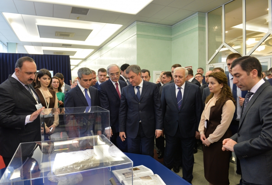 Une exposition consacrée aux 25 ans de l’établissement des relations diplomatiques entre l’Azerbaïdjan et la Russie s’ouvre à la Douma d’Etat