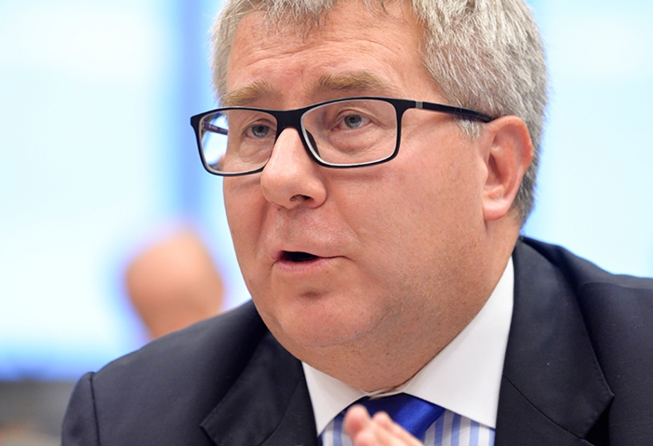 Рышард Чарнецкий уволен с должности вице-президента Европарламента