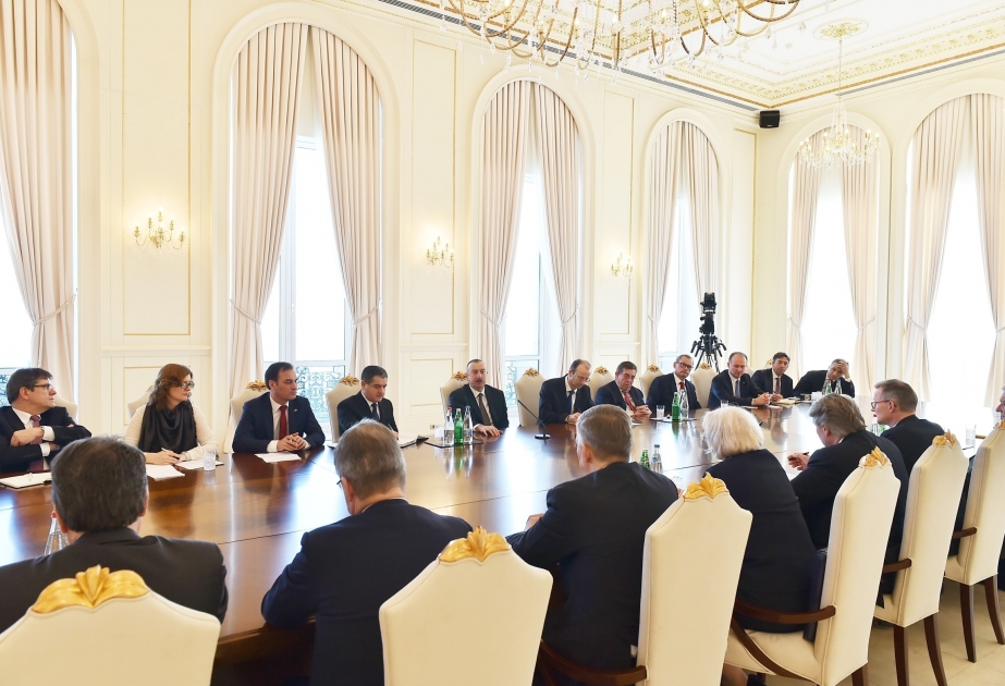 Президент Ильхам Алиев принял делегацию Восточного комитета экономики Германии ВИДЕО