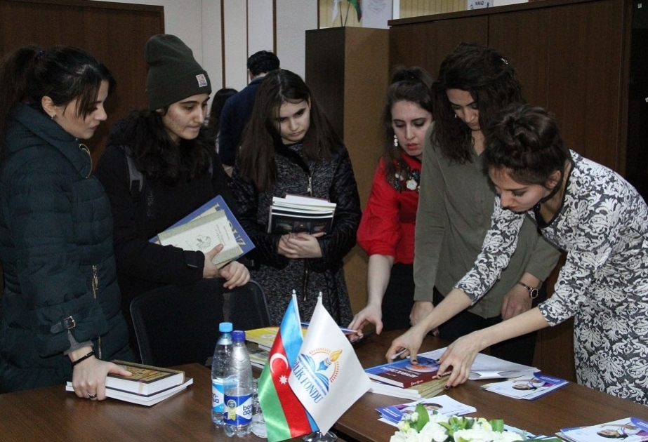 Bilik Fondu: Oxuyaq, öyrənək, öyrədək