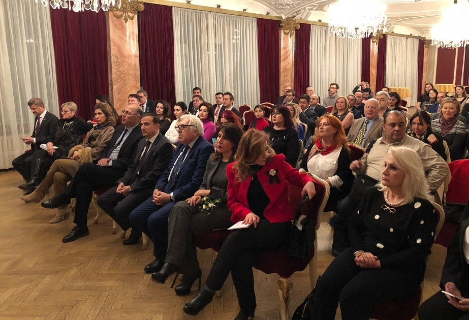 Praqada Xocalı qurbanlarının xatirəsinə həsr olunmuş mərasim keçirilib