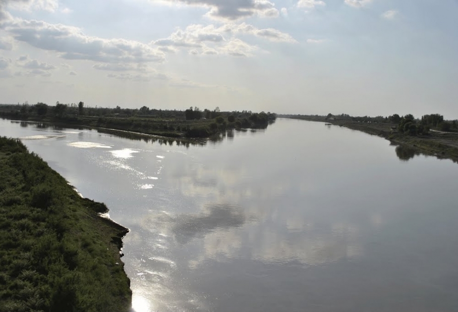 В пункте Новрузлу реки Араз отмечено повышение уровня воды на 15 см
