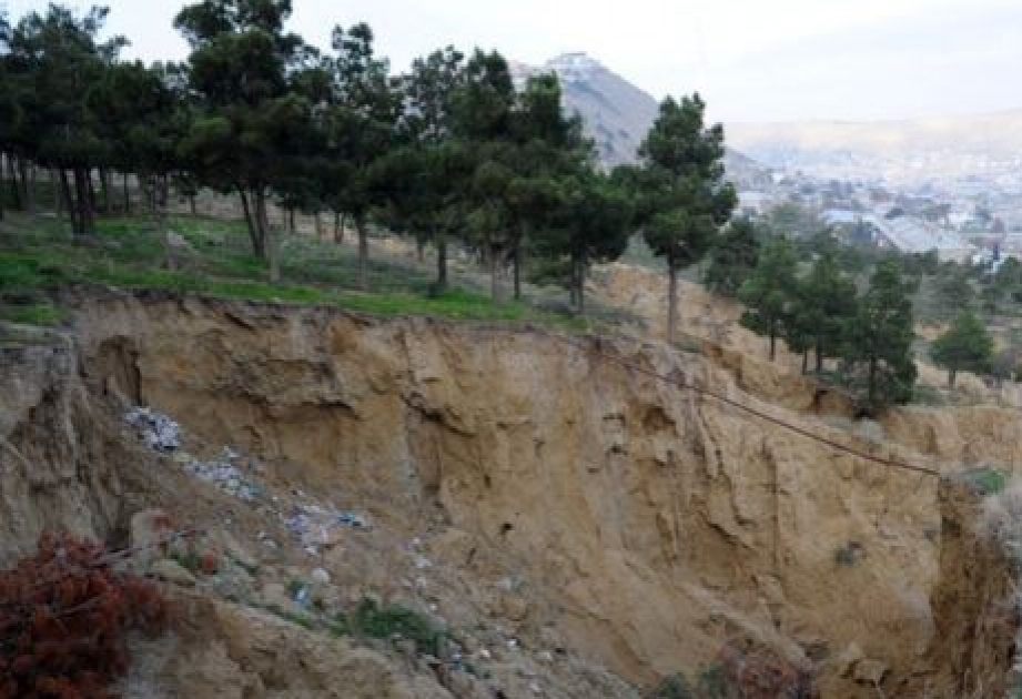 Bayıl yamacında sürüşmə ilə əlaqədar tədqiqatlar davam etdirilir