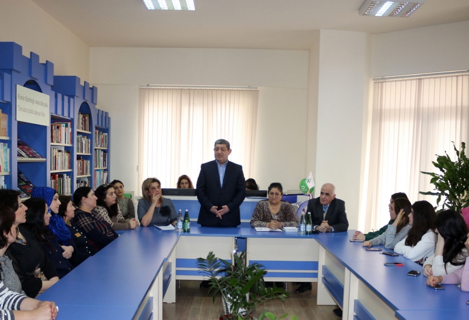 Tanınmış dilçi alimlə görüş