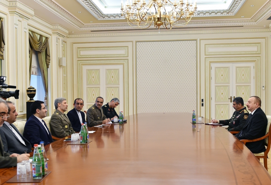 伊利哈姆·阿利耶夫总统接见伊朗国防与武装力量后勤部部长率领的代表团
