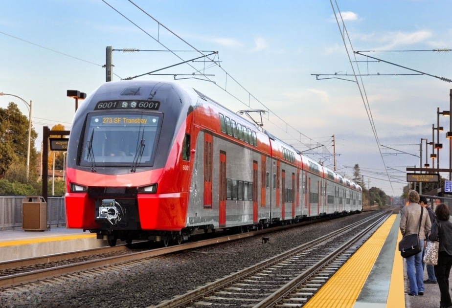 سكة حديد أذربيجان تتوقع بدء نقل الركاب عبر باكو – تبيليسي – قارص إلى نهاية العام