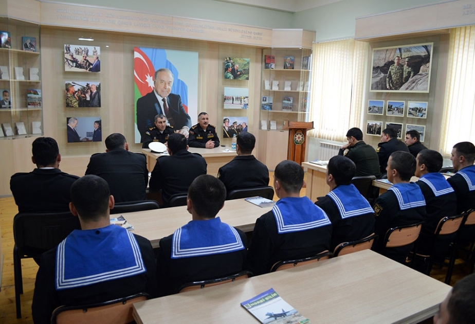 Hərbi qulluqçuların hüquqi bilikləri təkmilləşdirilir