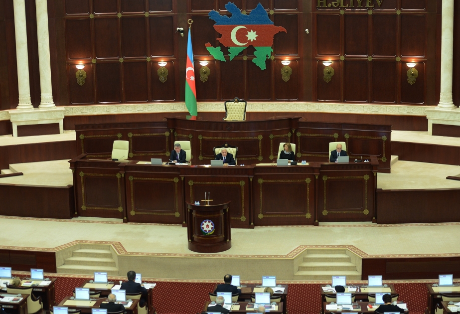 Milli Məclisin növbəti plenar iclasında 19 məsələyə baxılıb