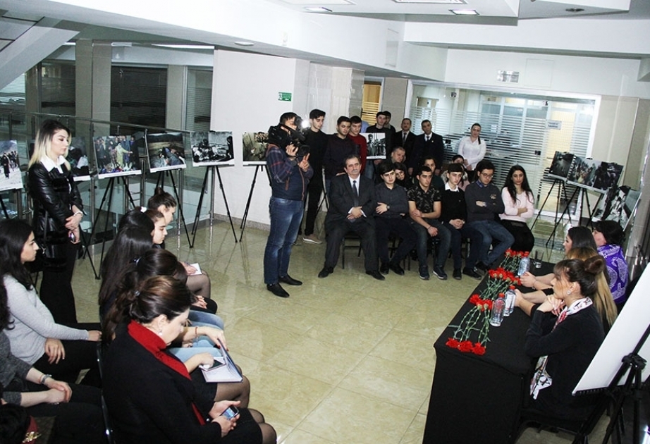 Azərbaycan Universitetində “Xocalı soyqırımı obyektivlərdə” fotosərgisi açılıb