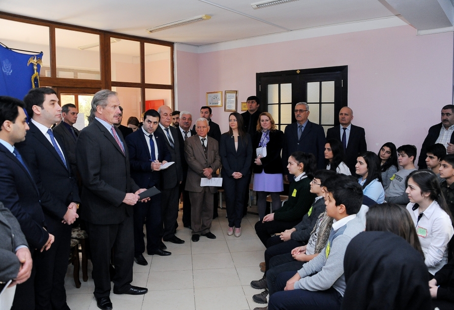 U.S. Embassy helps internally displaced young people study English