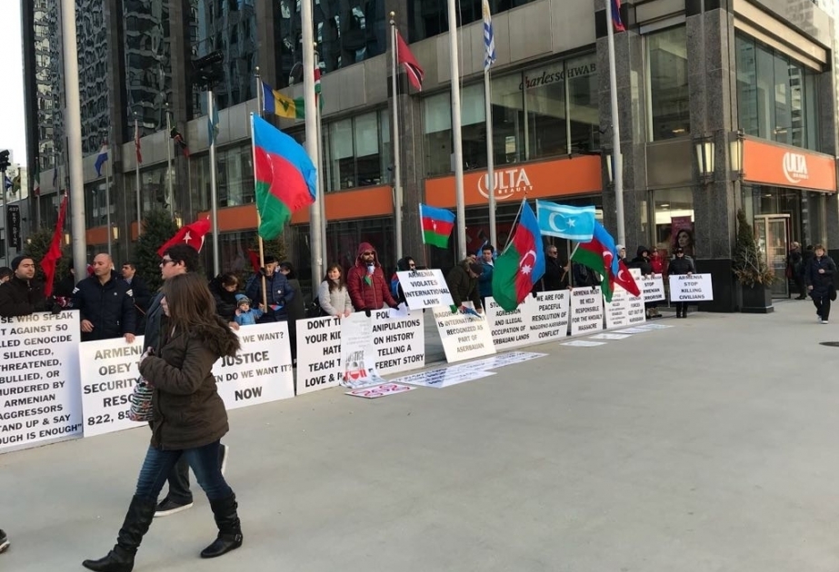 В Чикаго прошла акция протеста в связи с 26-й годовщиной Ходжалинского геноцида ВИДЕО