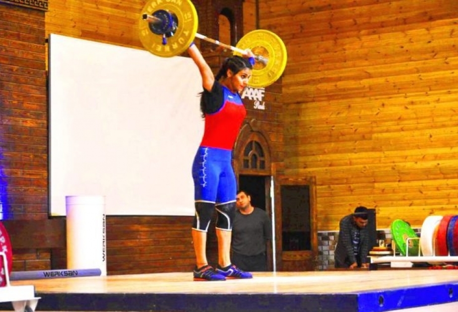 Ağır atletika üzrə seçmə mərhələ yarışlarına start verilib