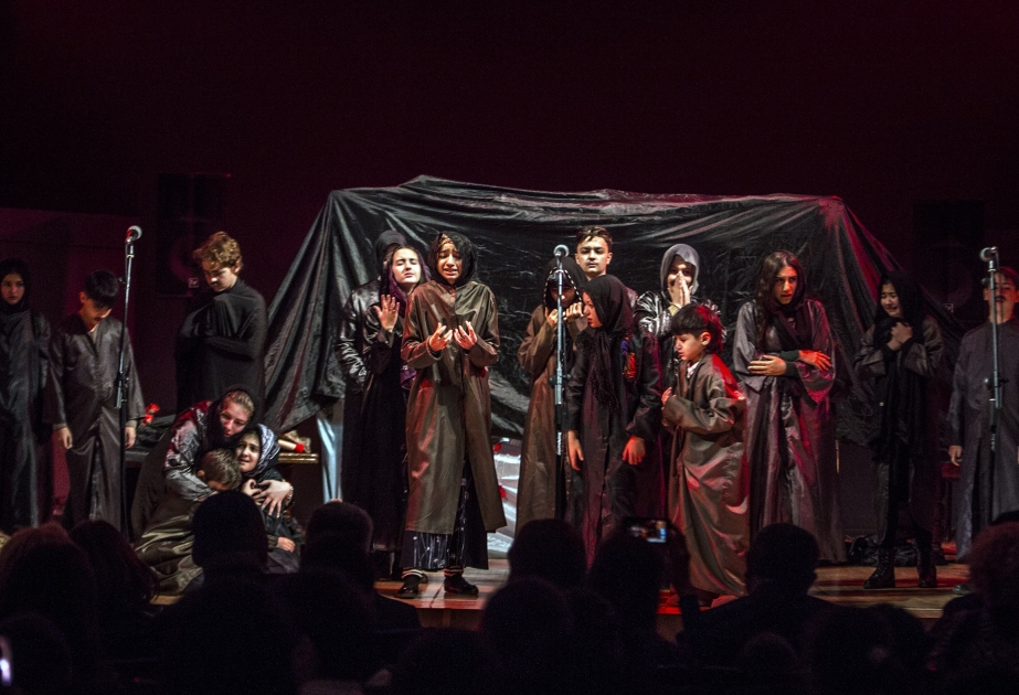 “Xocalı” tamaşası “Günay” Uşaq Teatrının ifasında
