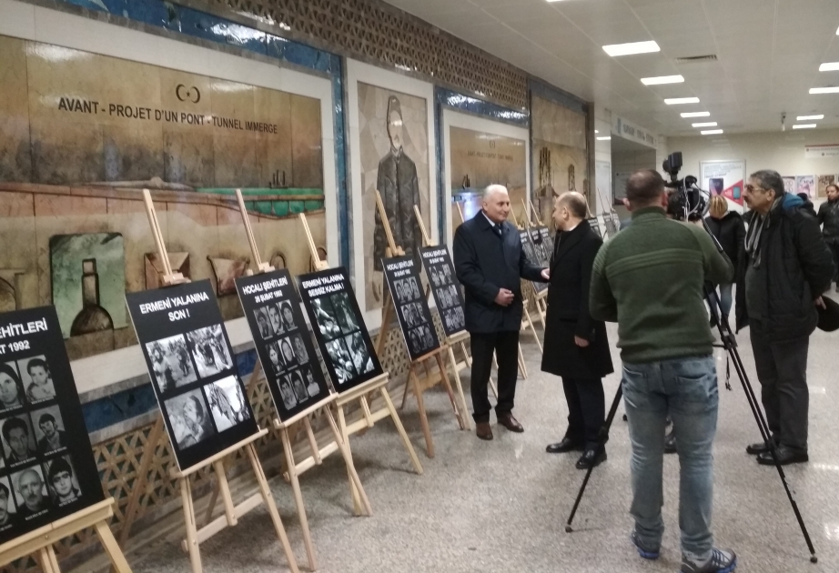 İstanbulda “Xocalıya ədalət!” devizi altında fotosərgi açılıb
