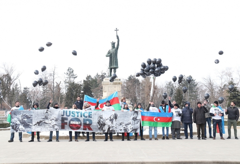 Moldovada Xocalı soyqırımı ilə bağlı Ermənistan səfirliyi qarşısında etiraz aksiyası keçirilib