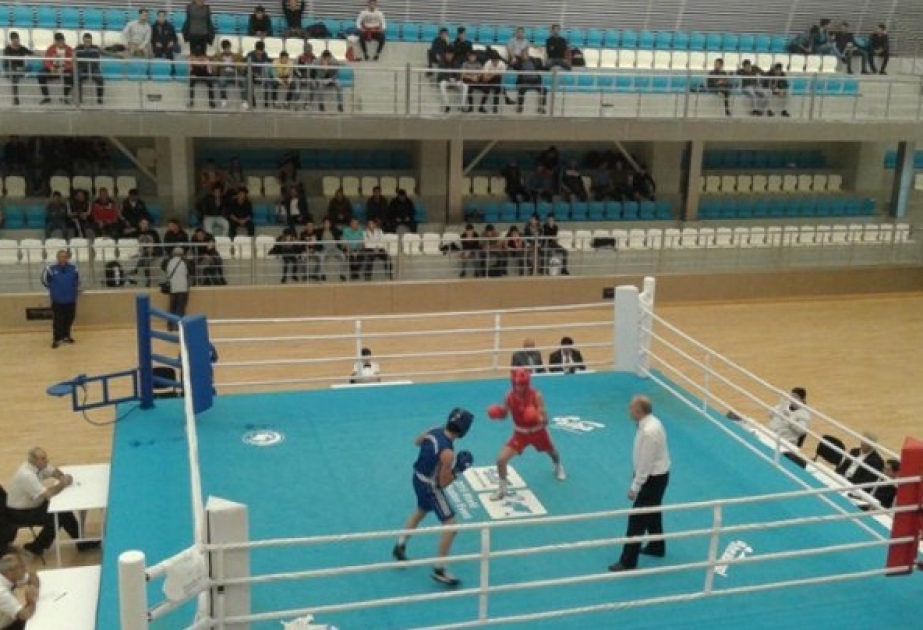 Yeniyetmə boksçular arasında Azərbaycan birinciliyinə start verilib