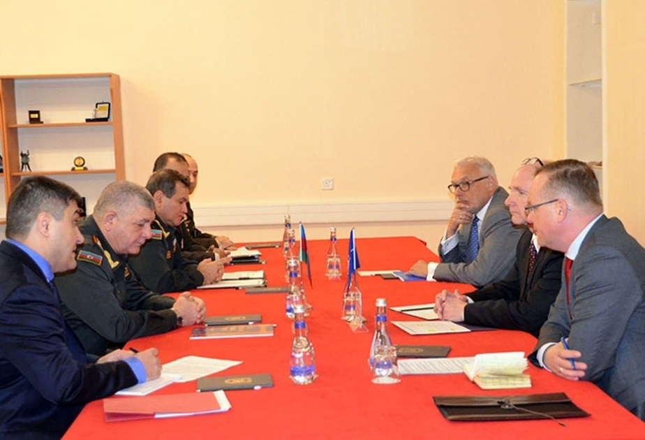 Treffen zwischen aserbaidschanischen und NATO-Experten für Bildung in Baku