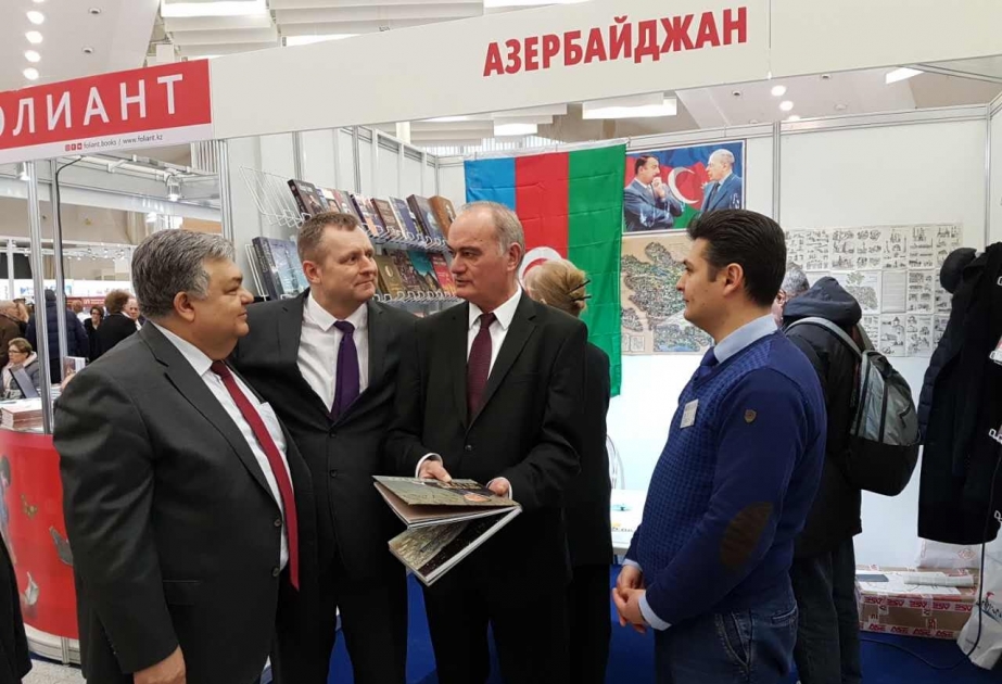 Minskdə keçirilən beynəlxalq kitab sərgisində Azərbaycana aid stend qurulub