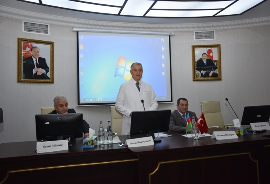 Tibb Universitetinin Tədris Cərrahiyyə Klinikasında IV Bakı-Malatya Orqan Transplantasiya Günləri konfransı keçirilib