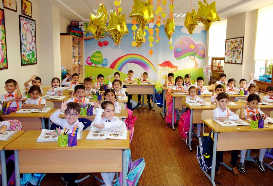 Birinci sinfə qəbulla bağlı suallar cavablandırılıb
