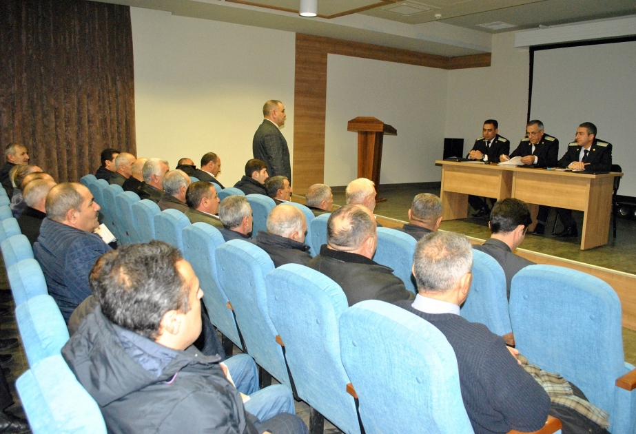 İmişli regional ədliyyə idarəsi Biləsuvarda bələdiyyə nümayəndələri üçün seminar təşkil edib