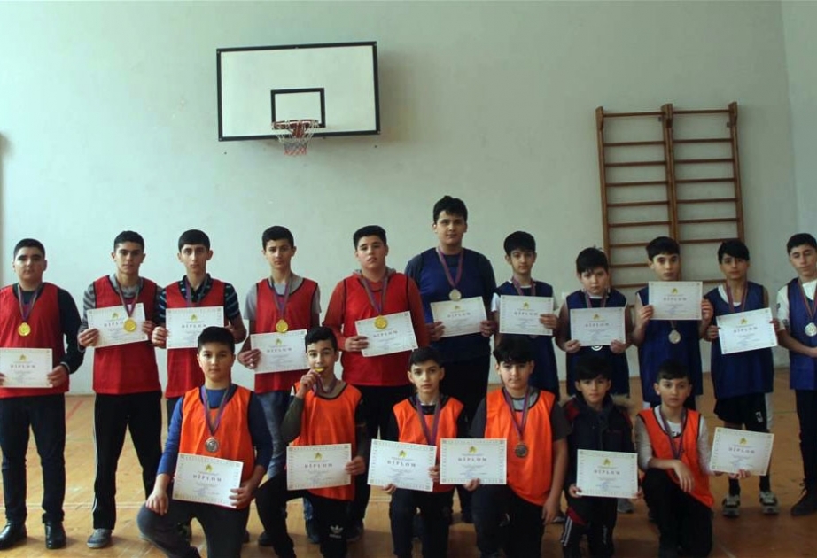 Məktəblilər arasında basketbol birinciliyinə yekun vurulub