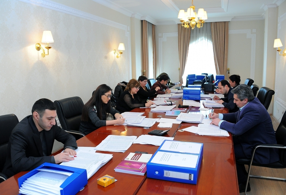 Prezidentliyə namizədlərin imza vərəqələrinin yoxlanılması prosesi KİV-ə və ictimaiyyətə tam açıqdır