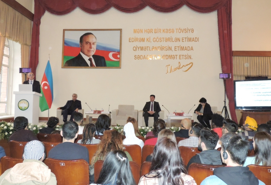 Gəncədə “Milli kimlik sualından milli dövlətçiliyə: müstəqilliyin çətin yolu” mövzusunda “Novruz mühazirəsi” dinlənilib