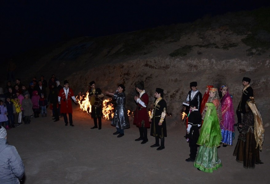 “Yanardağ” Dövlət Tarix-Mədəniyyət və Təbiət Qoruğunda keçirilən Od çərşənbəsi tədbirinə xarici turistlər də qatılıb