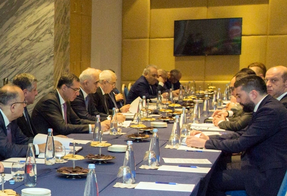 Delegation aus Aserbaidschan zu Besuch in Georgien