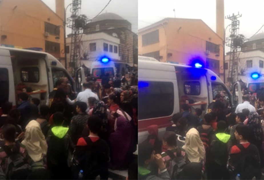 Türkiyədə orta məktəbdə kütləvi zəhərlənmə baş verib