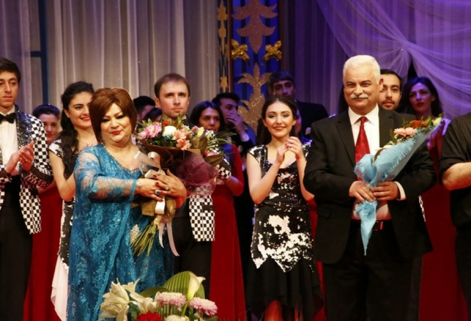 “Toya bir gün qalmış” komediyası sevimli aktyorların ifasında yenidən təqdim edilib