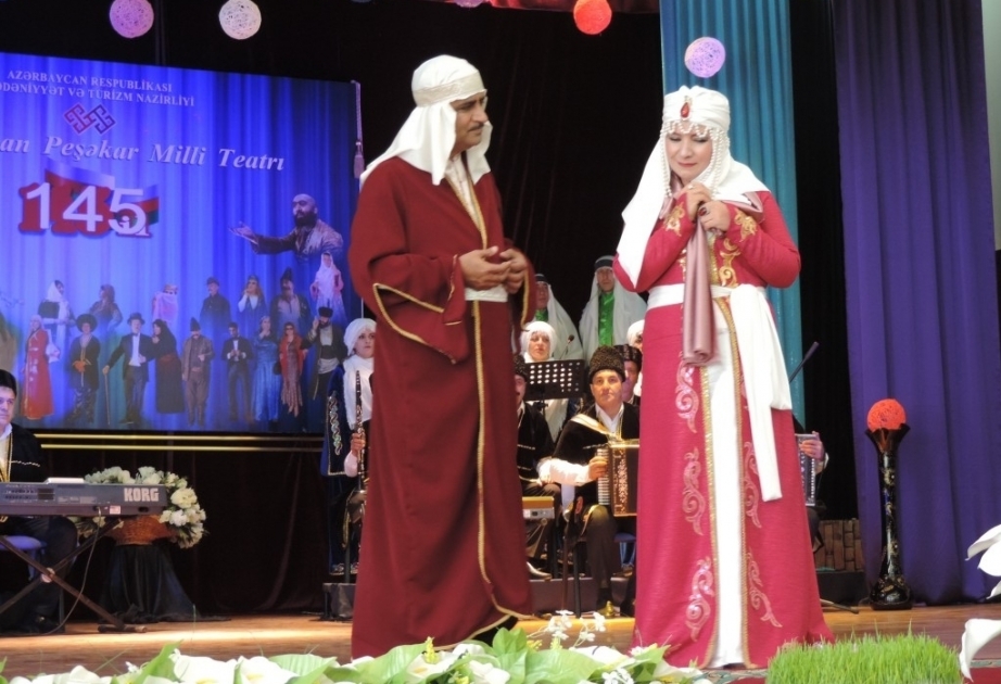 Qusar Dövlət Ləzgi Dram Teatrının tamaşaçılarına Milli Teatr Günü hədiyyəsi VİDEO